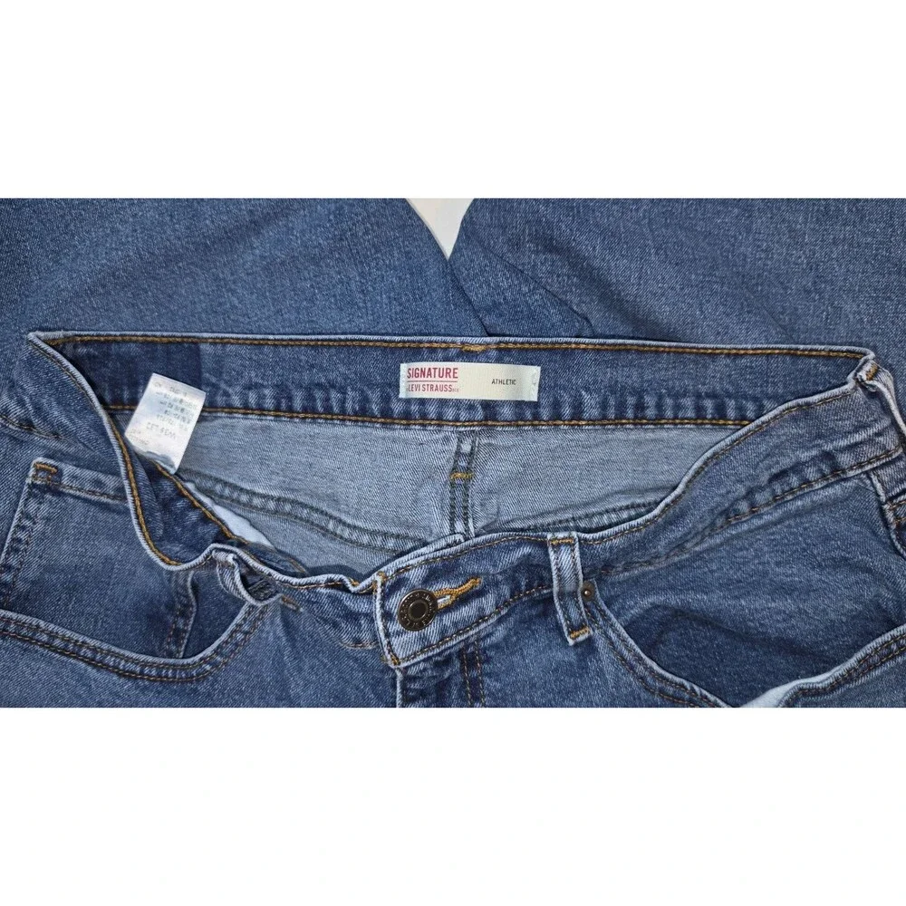 Signature Levi Strauss Denim Jeans Size 36x32 36 x 32 Actual 36x31